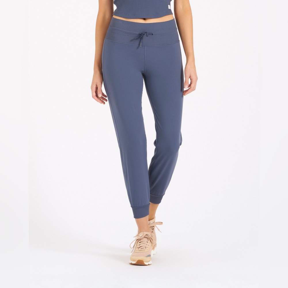 Vuori Daily Jogger, Ocean